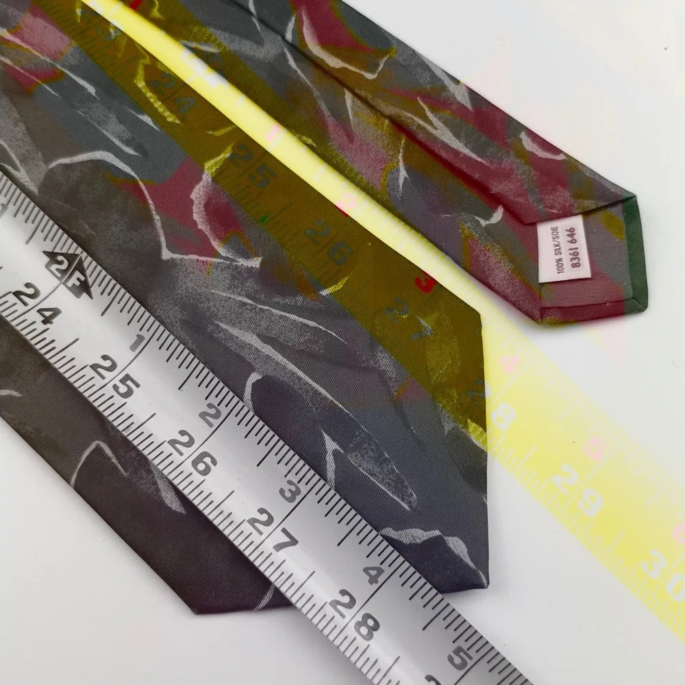 St Michael Mens Silk‎ Tie Burgundy Abstract Floral Made in Italy 3.5w X 57